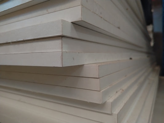 Melamine 12mm - Volle platen    +700 m² beschikbaar!