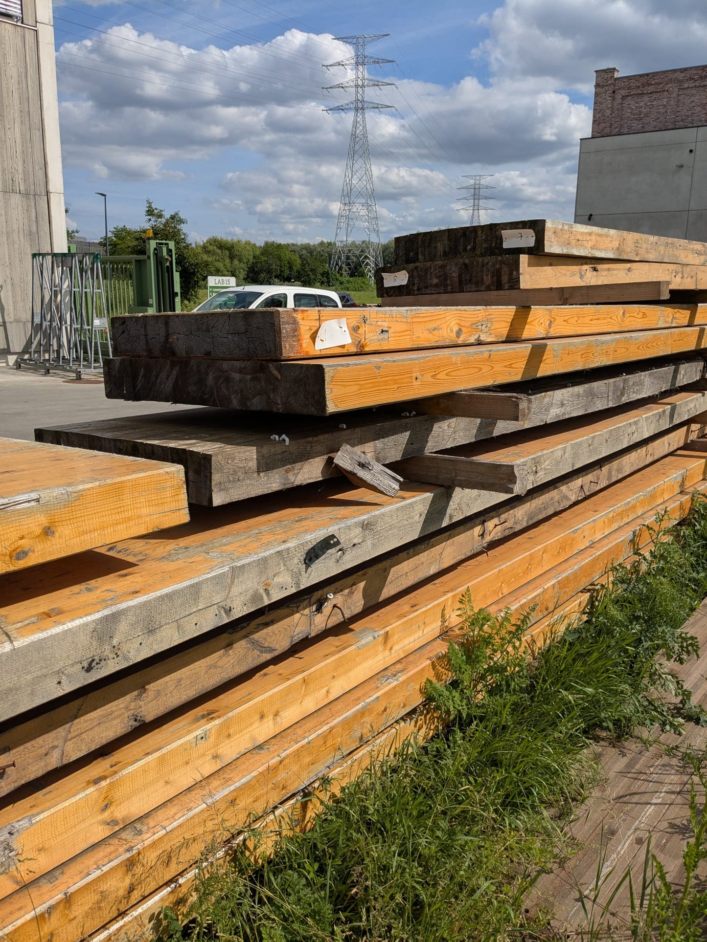 Gelijmde Balken // lengtes van 2 meter tot 15 meter